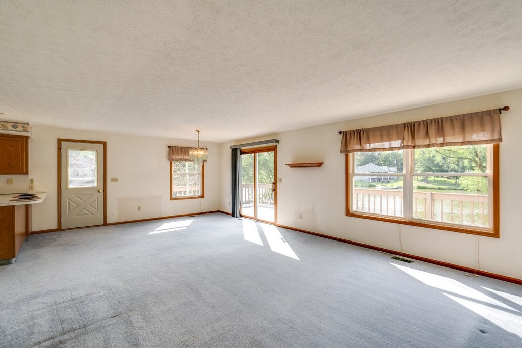 3313 Acuminata Property Photo 8
