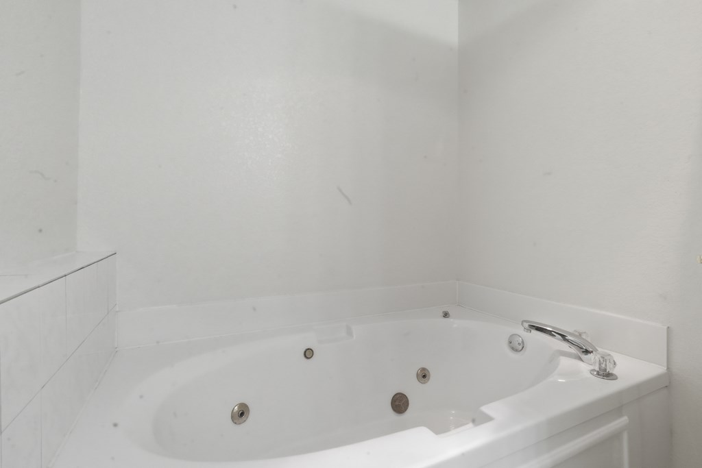 6387 Teal Bend Property Photo 10