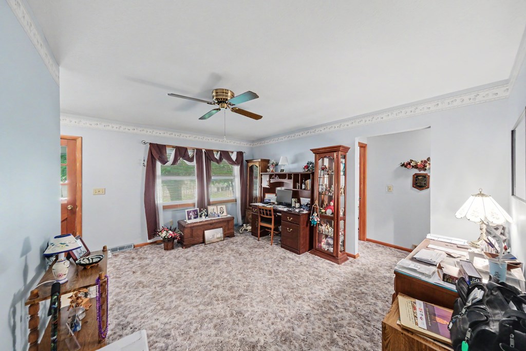 1223 Brookview Drive Property Photo 4