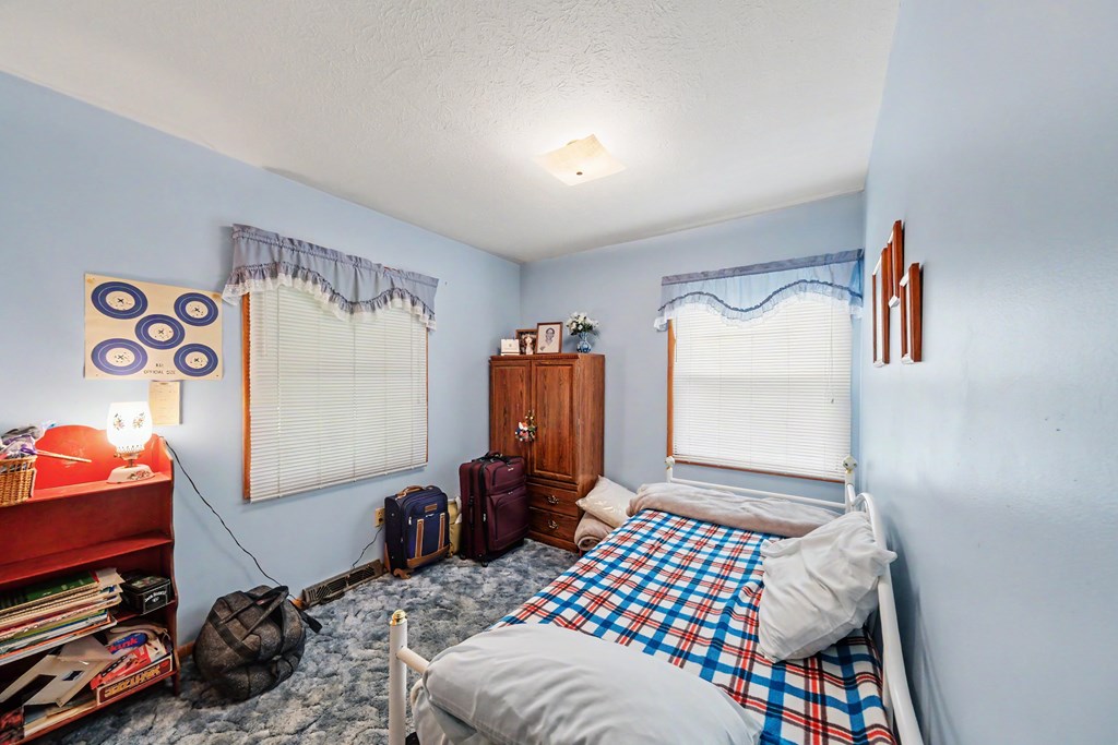 1223 Brookview Drive Property Photo 13