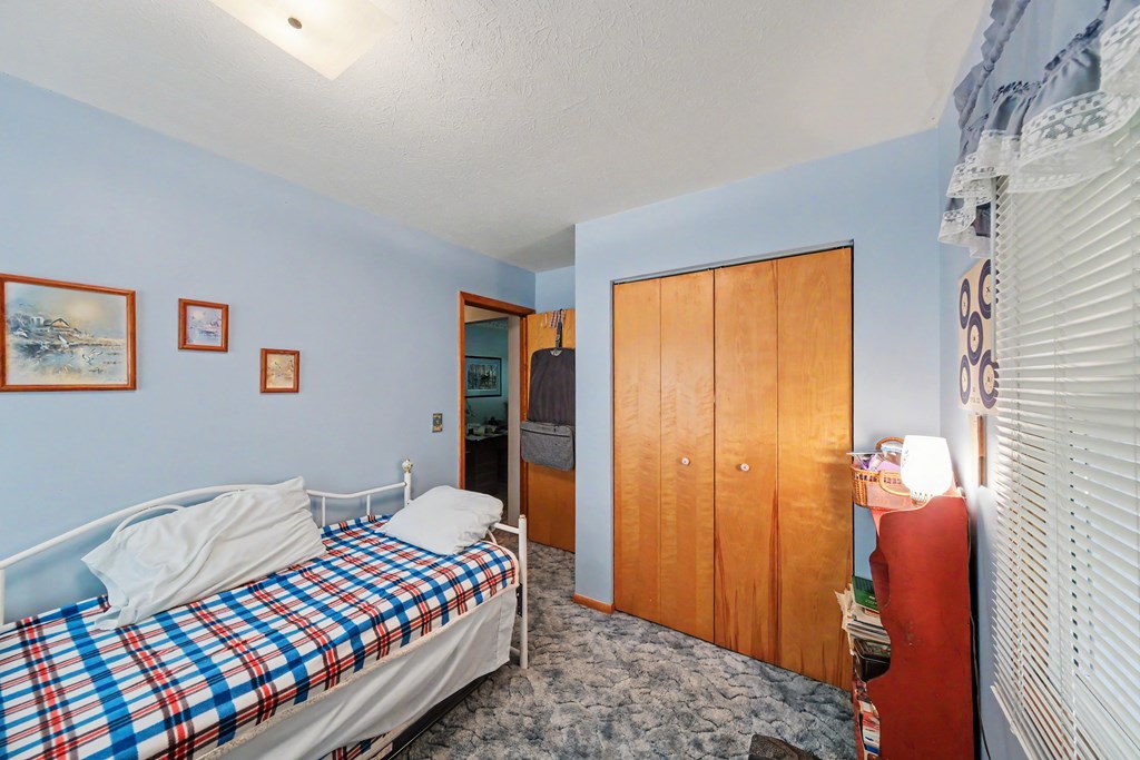 1223 Brookview Drive Property Photo 14