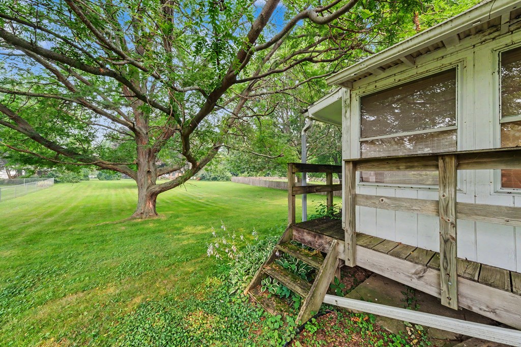 1223 Brookview Drive Property Photo 25