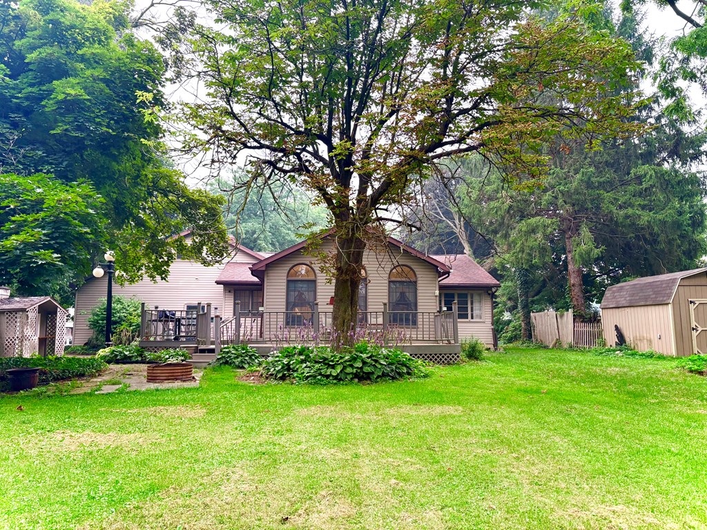 603 W Main Street Property Photo 4