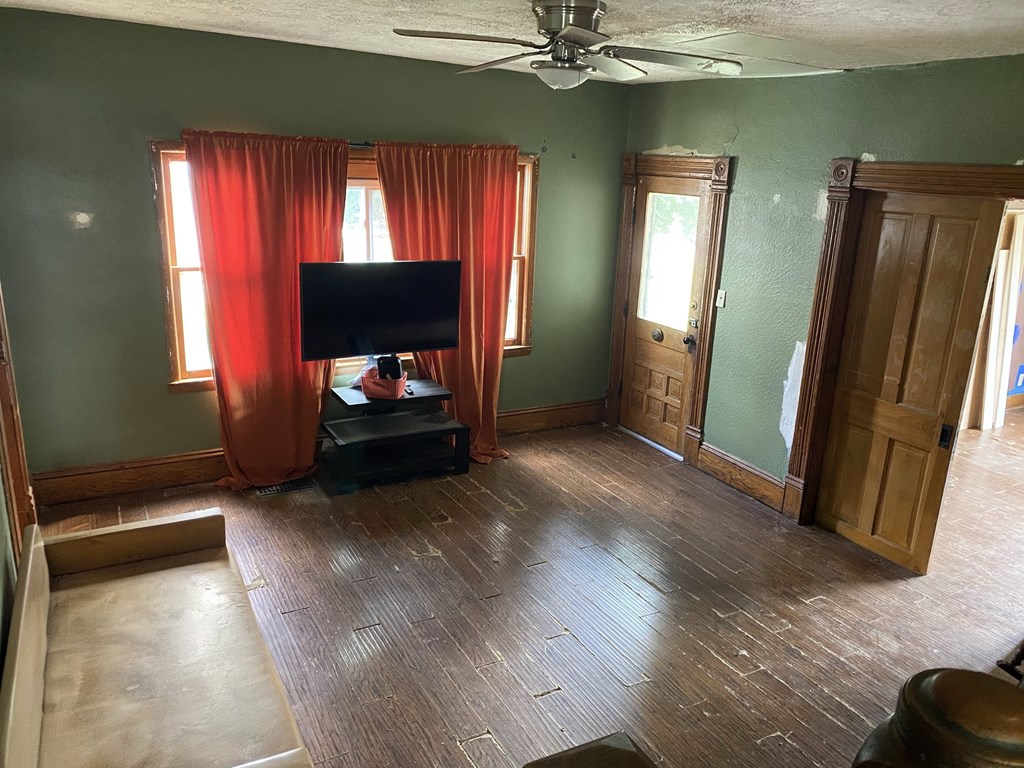 41 West St. Property Photo 2