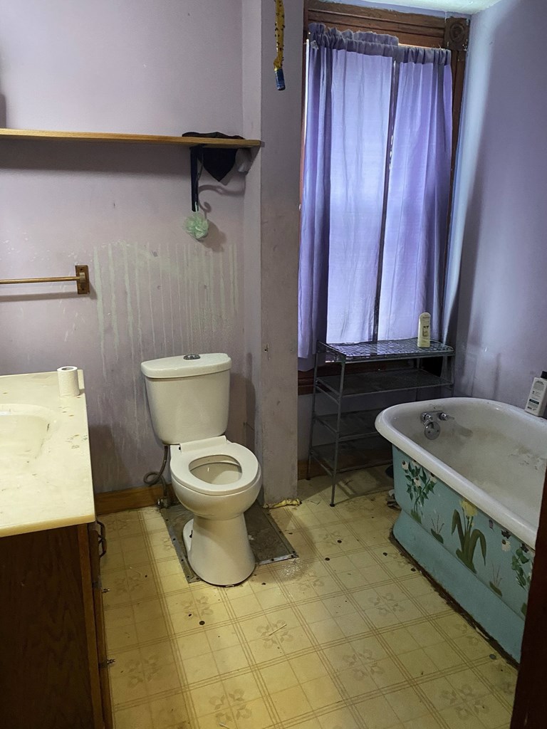 41 West St. Property Photo 9