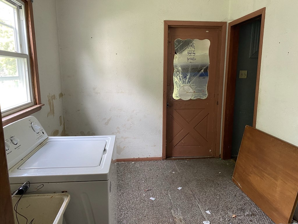 41 West St. Property Photo 14