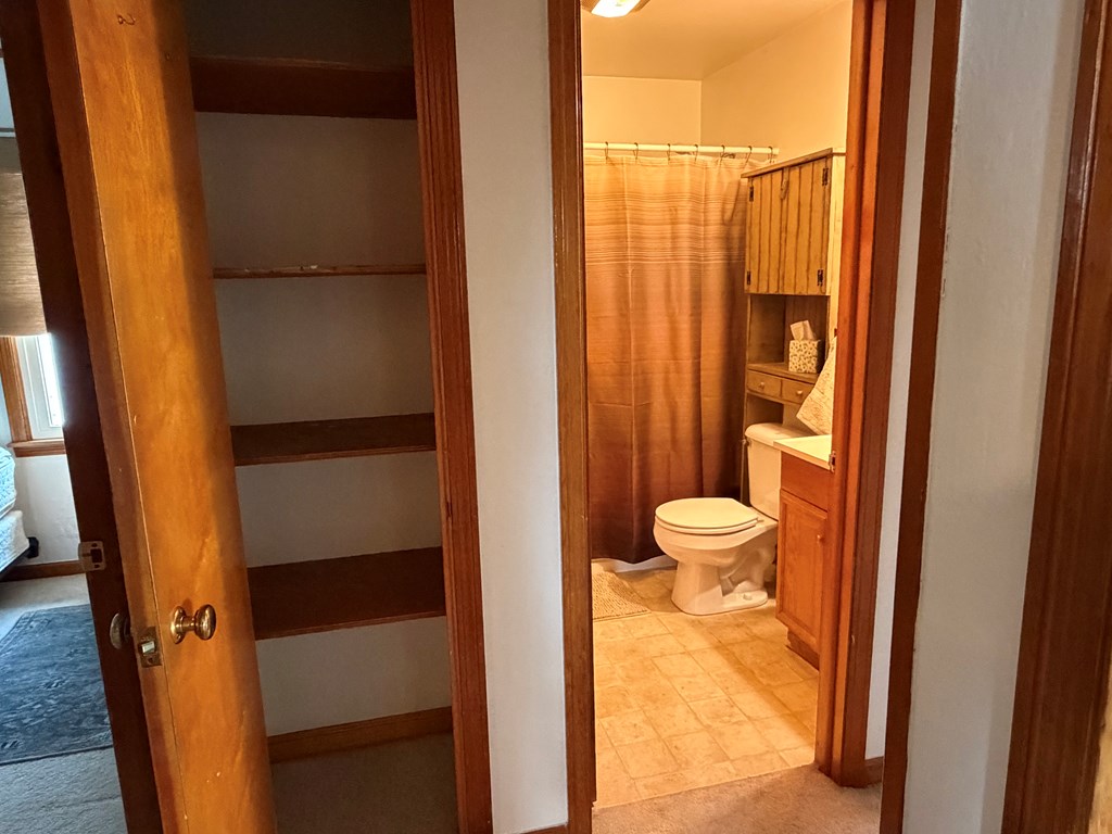 168 Wayne Ave Property Photo 9