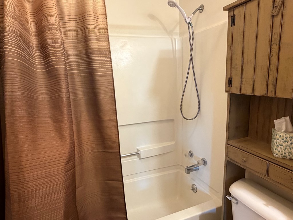 168 Wayne Ave Property Photo 10
