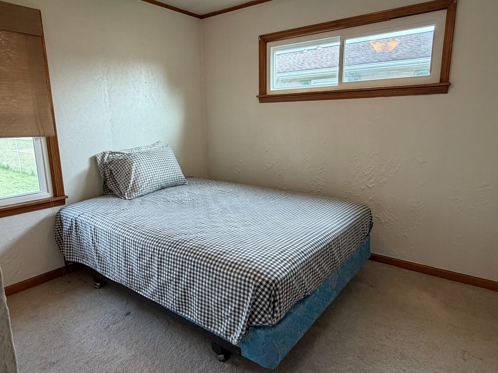 168 Wayne Ave Property Photo 11