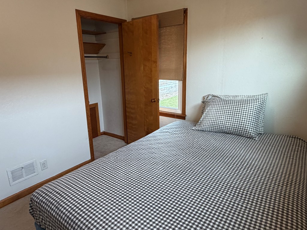 168 Wayne Ave Property Photo 12