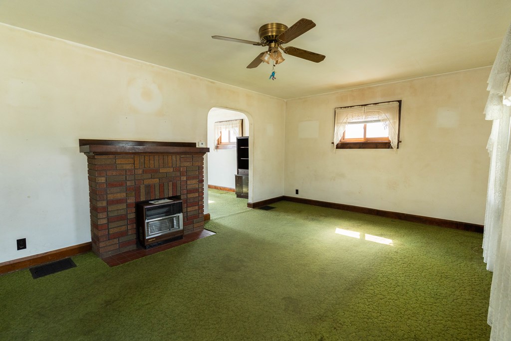 679 Arlington Ave. Property Photo 8