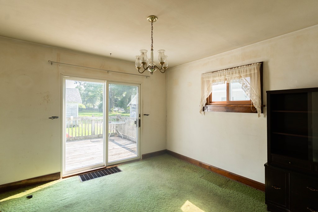 679 Arlington Ave. Property Photo 15