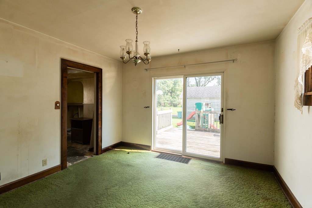 679 Arlington Ave. Property Photo 16
