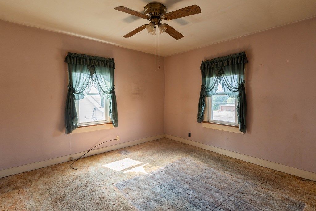 679 Arlington Ave. Property Photo 26