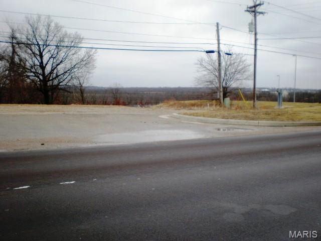 888 Old Rte 66 Property Photo 2