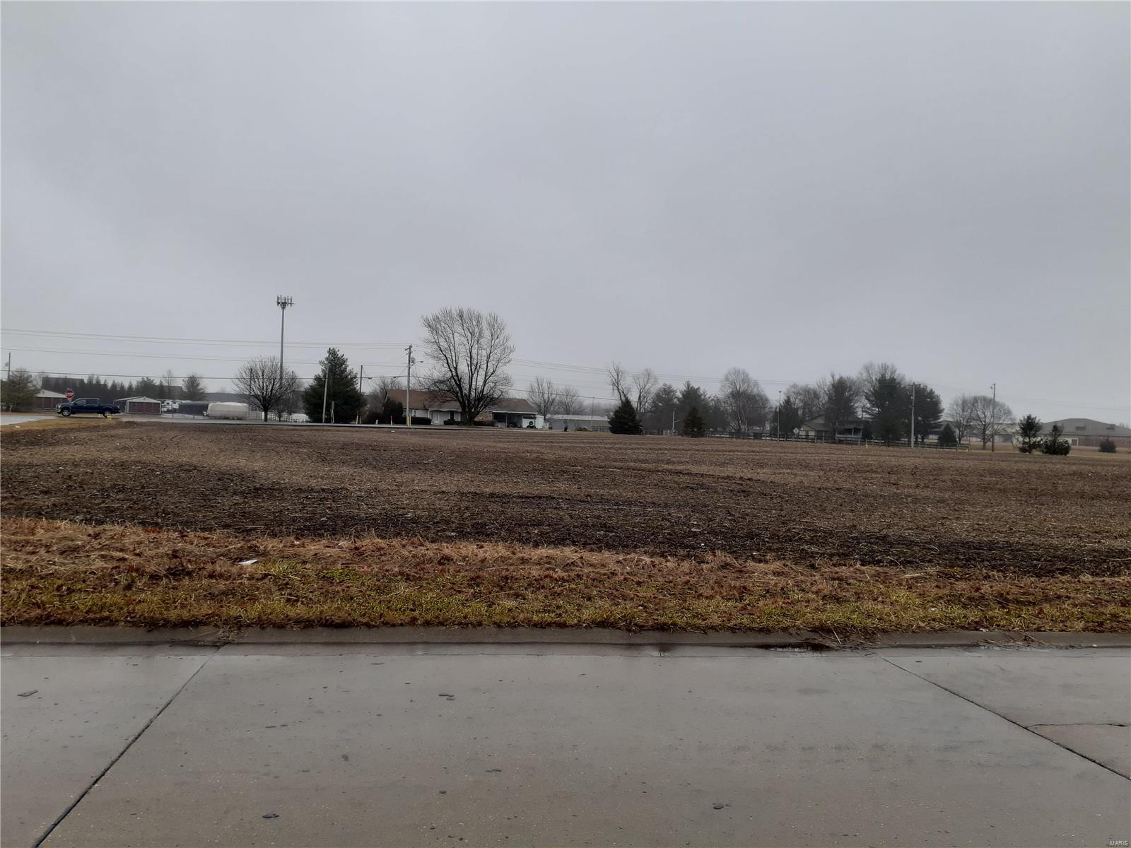 140 Corporate Drive Property Photo 1