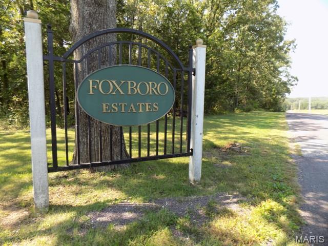255 Foxboro Road Property Photo 12