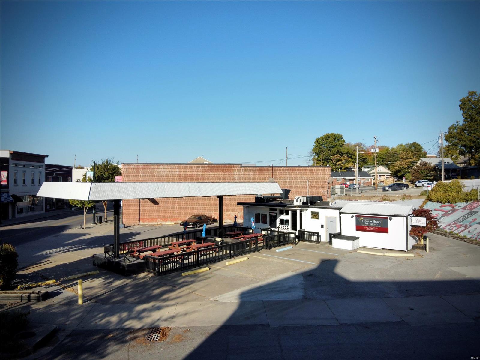 600 Broadway Street Property Photo 1