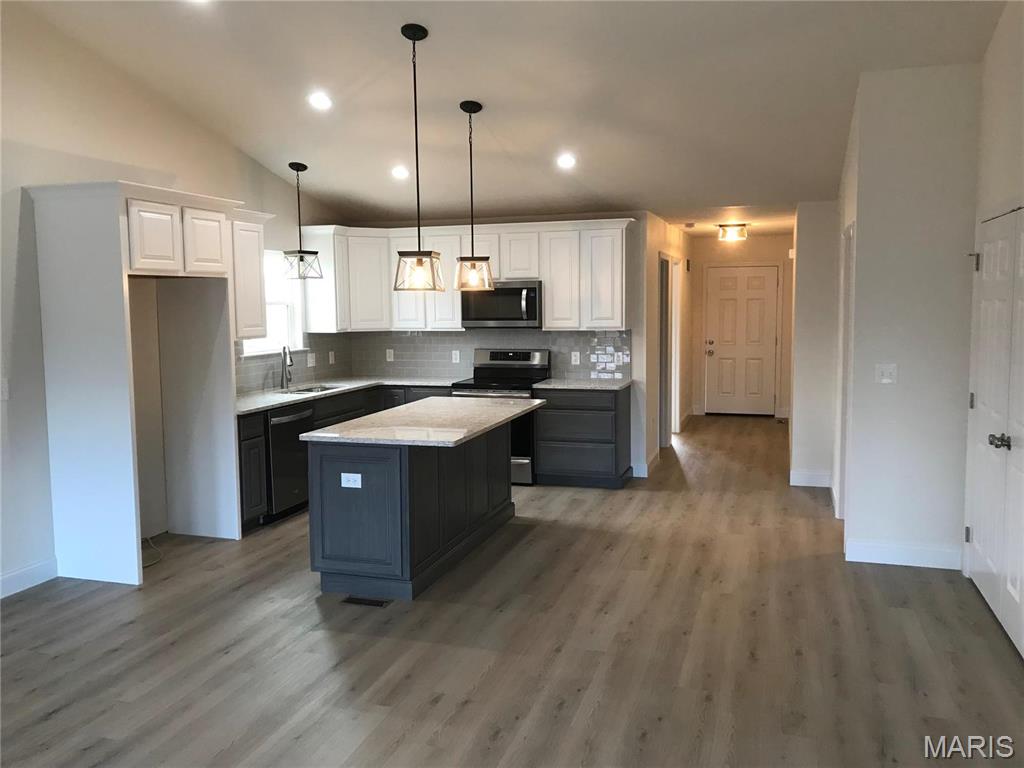 401 Harry Truman Court Property Photo 4