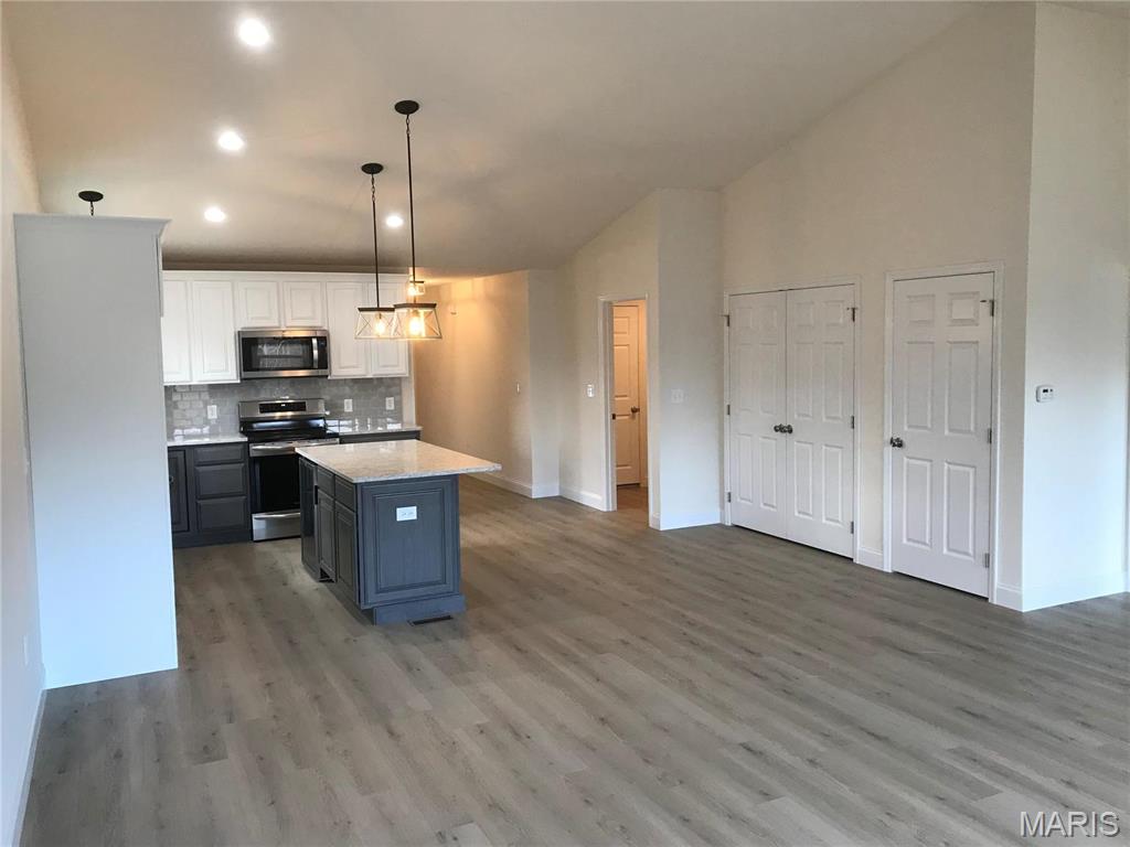 401 Harry Truman Court Property Photo 5