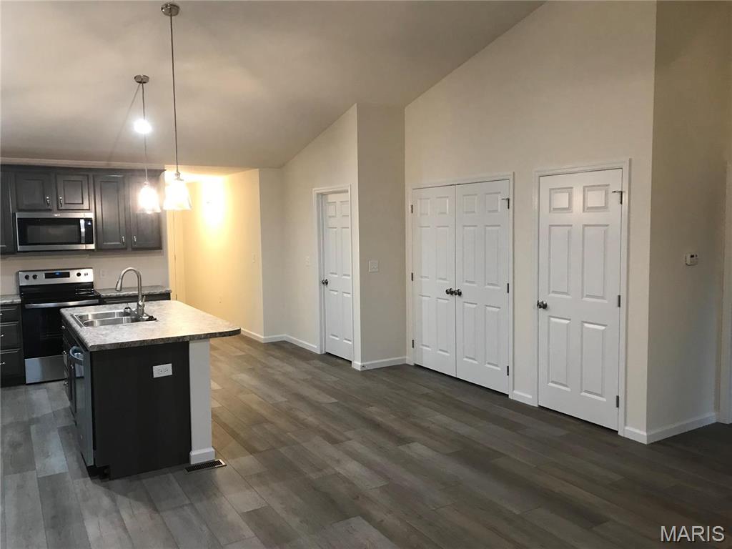 401 Harry Truman Court Property Photo 12