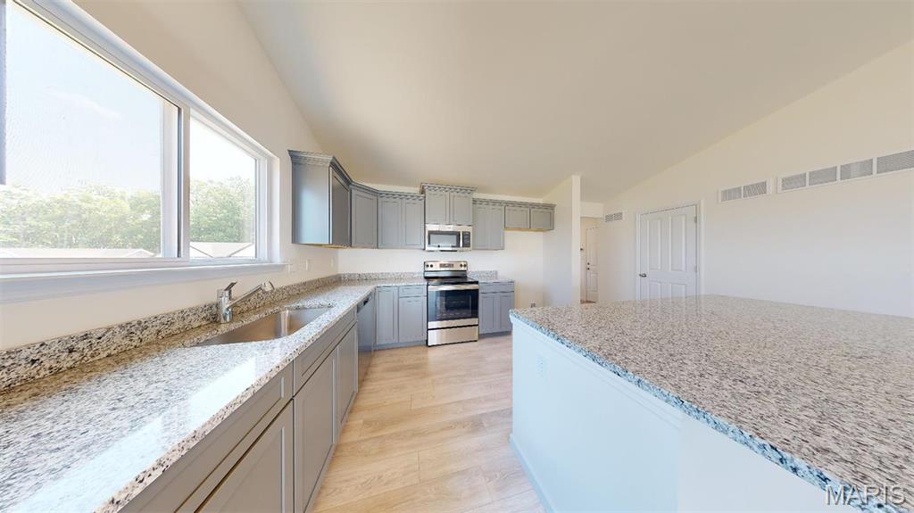 0 Linden (majestic) Property Photo 17