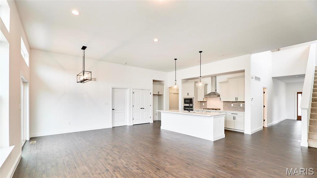 0 Spruce (majestic) Property Photo 10