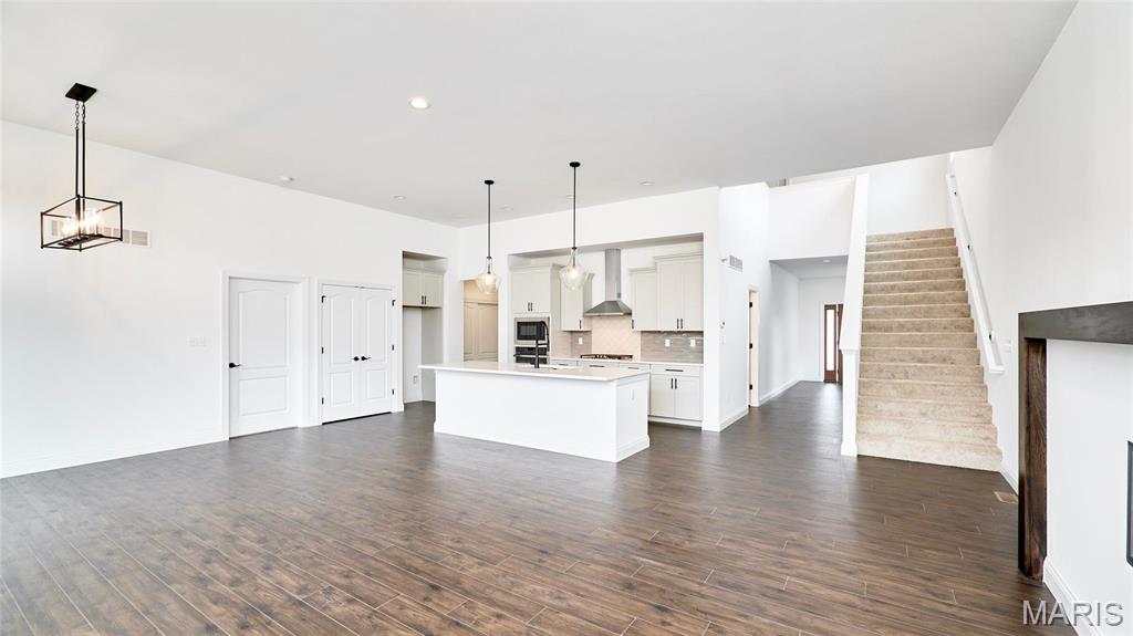0 Spruce (majestic) Property Photo 11