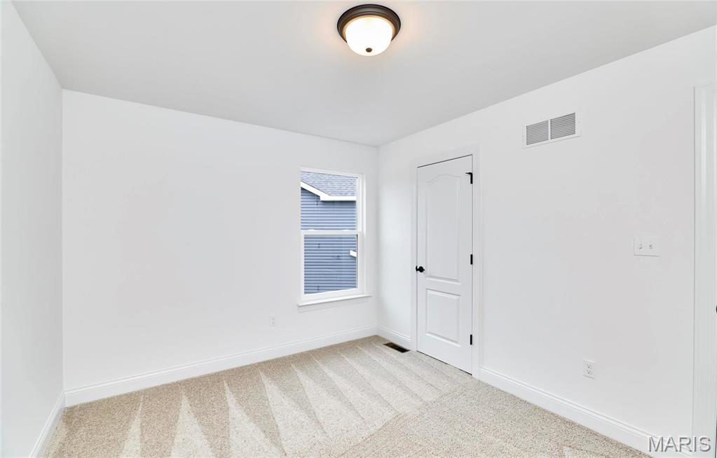 0 Spruce (majestic) Property Photo 47
