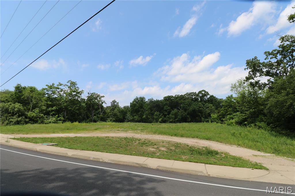 1019 E Springfield Road Property Photo 3
