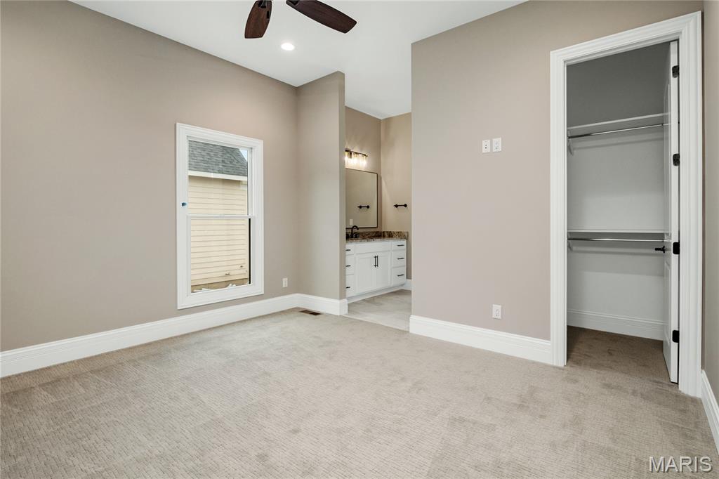 724 Silver Buck Lane Property Photo 18