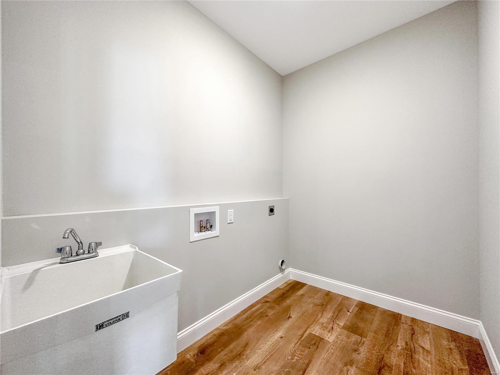 1 Huntington Ii Stone Canyon Property Photo 30