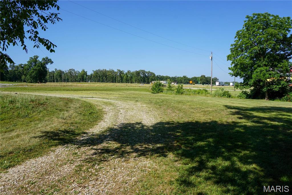12661 Old Highway 66 Property Photo 6