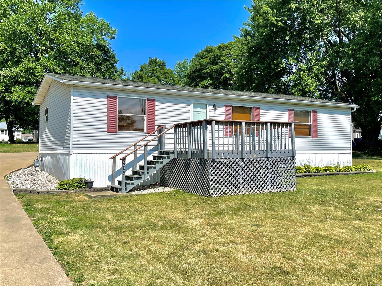 405 N 5th Street Property Photo 1