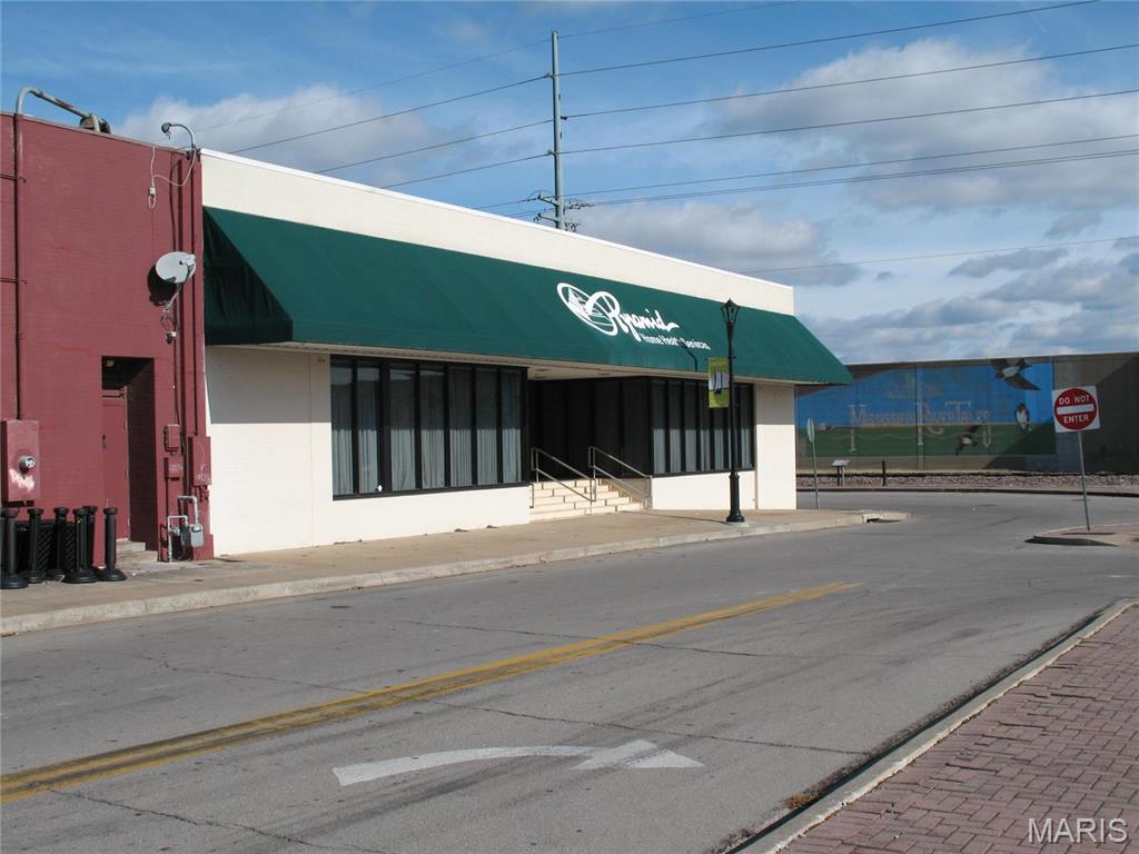 18 N Main Street Property Photo 1