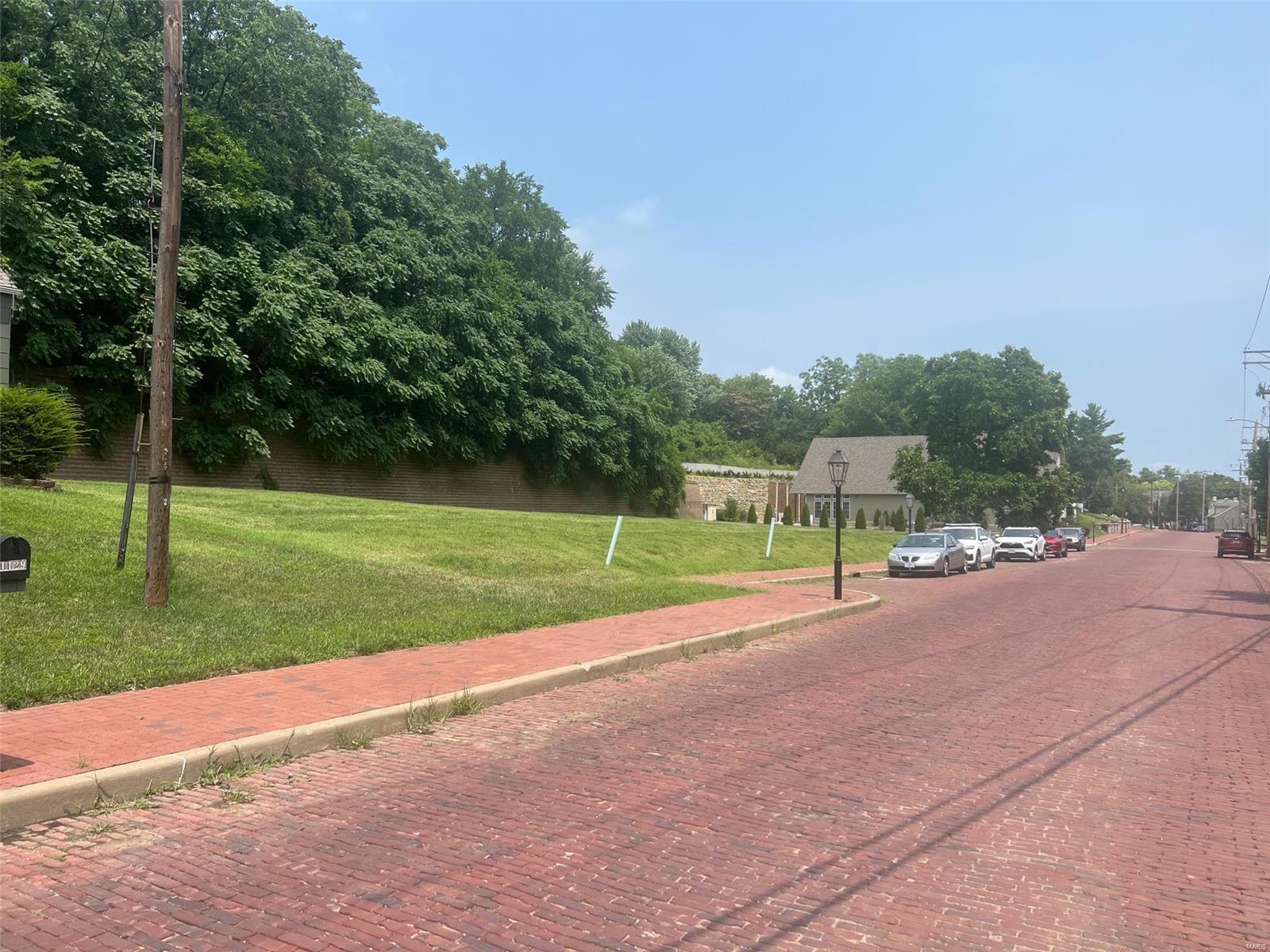 1119 S Main Street Property Photo 3