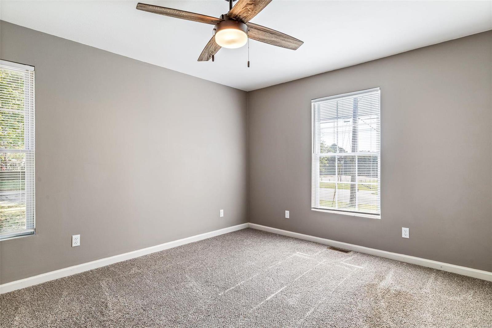 253 Veterans Drive Property Photo 15