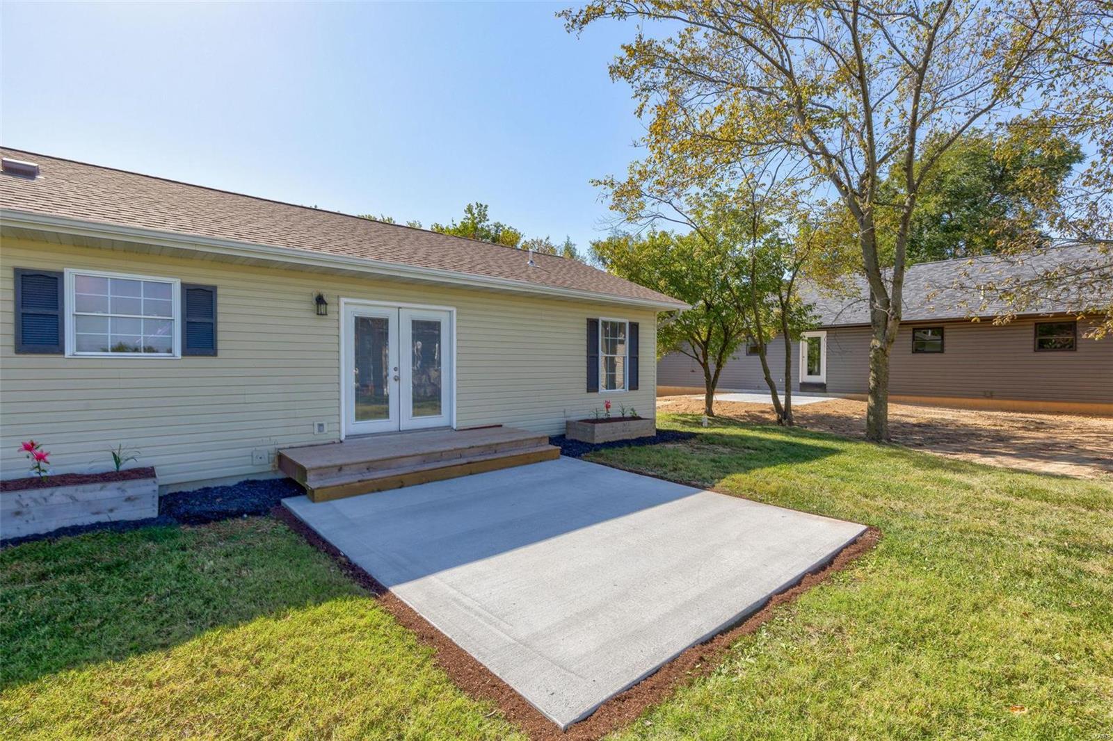 253 Veterans Drive Property Photo 36