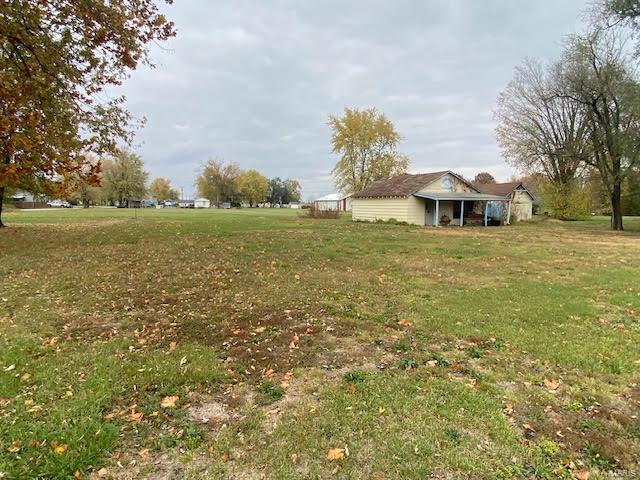 404 E Maple Street Property Photo 1