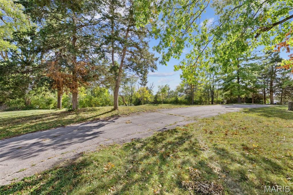 638 Jeffco Boulevard Property Photo 7