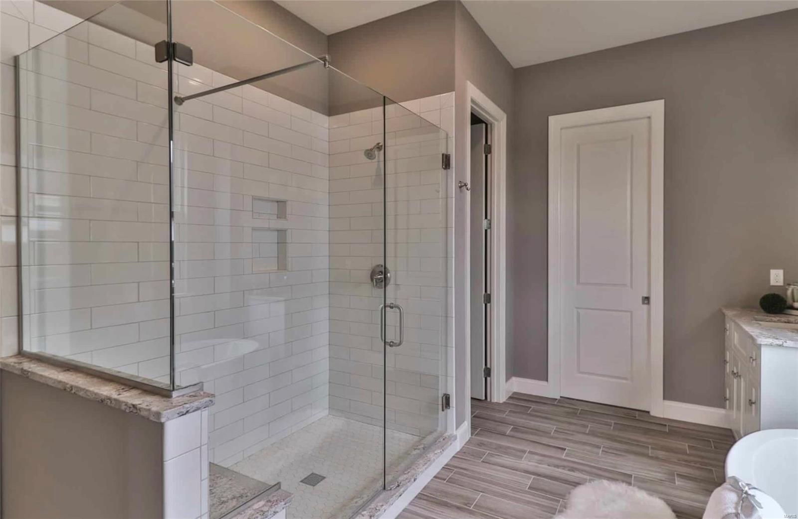 2632 Center Avenue Property Photo 9