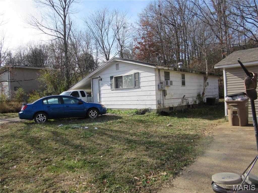 1601 Wallace St Property Photo 1