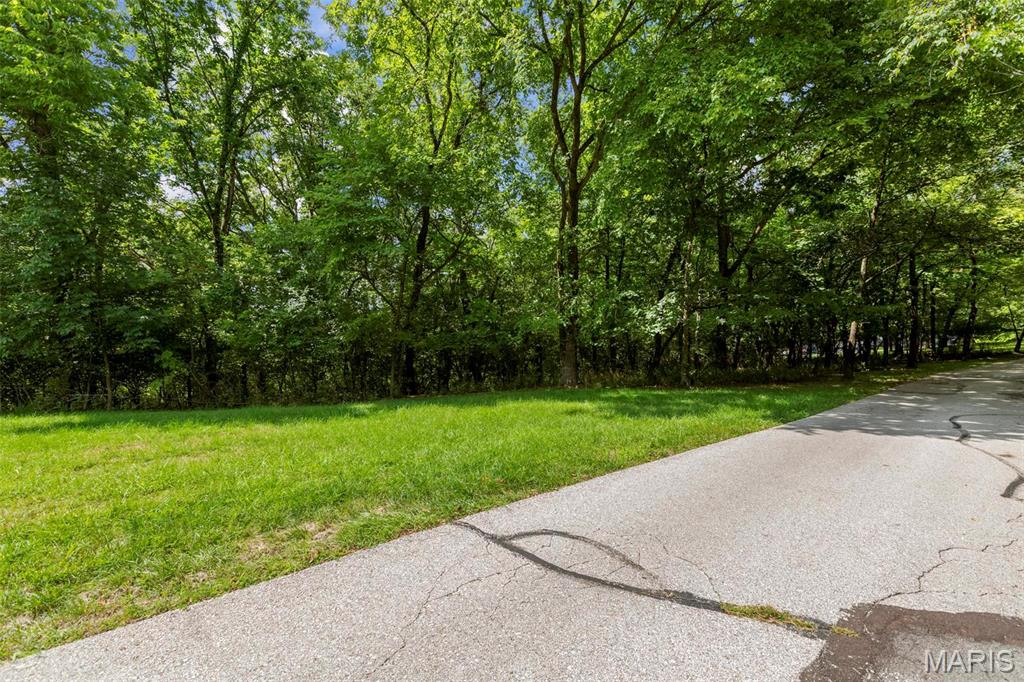 18520 Hawks Hill Road Property Photo 1