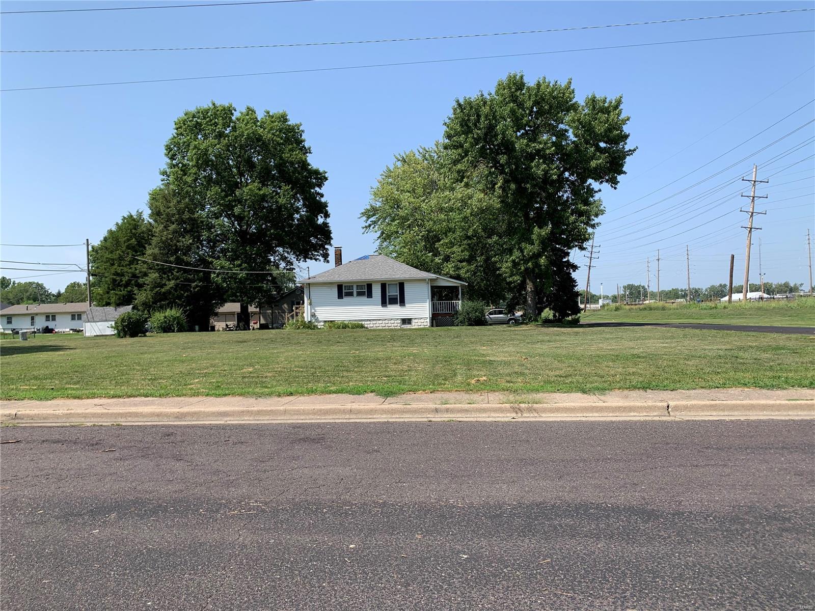 113 S Olive Street Property Photo 3