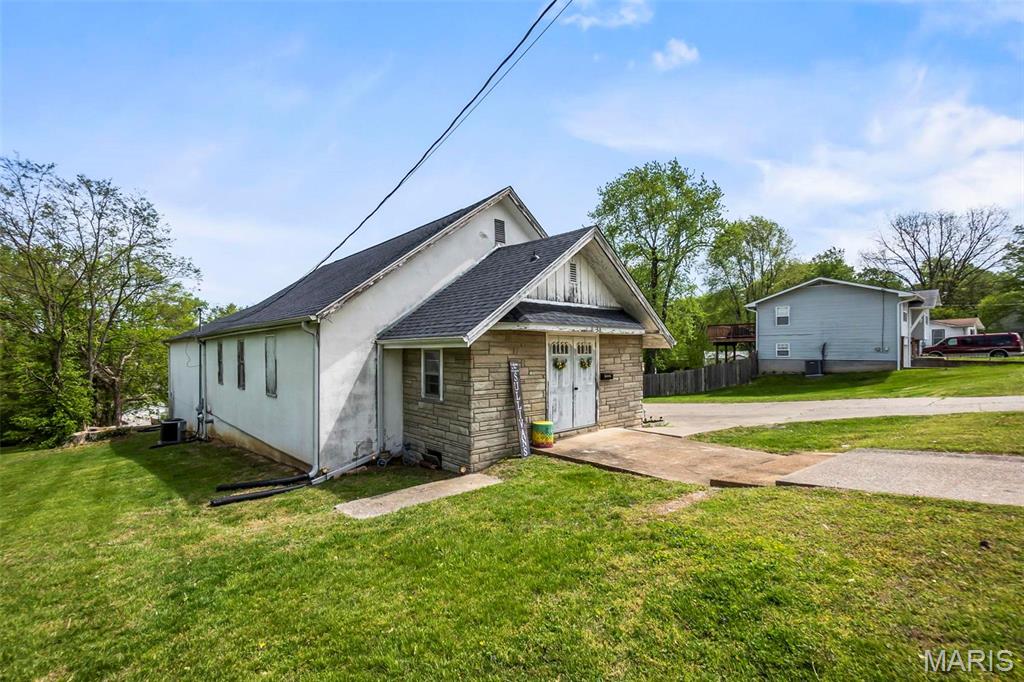 1034 Old Cape Road Property Photo 3
