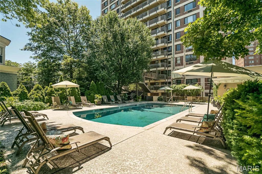 410 N Newstead Avenue 6w Property Photo 26