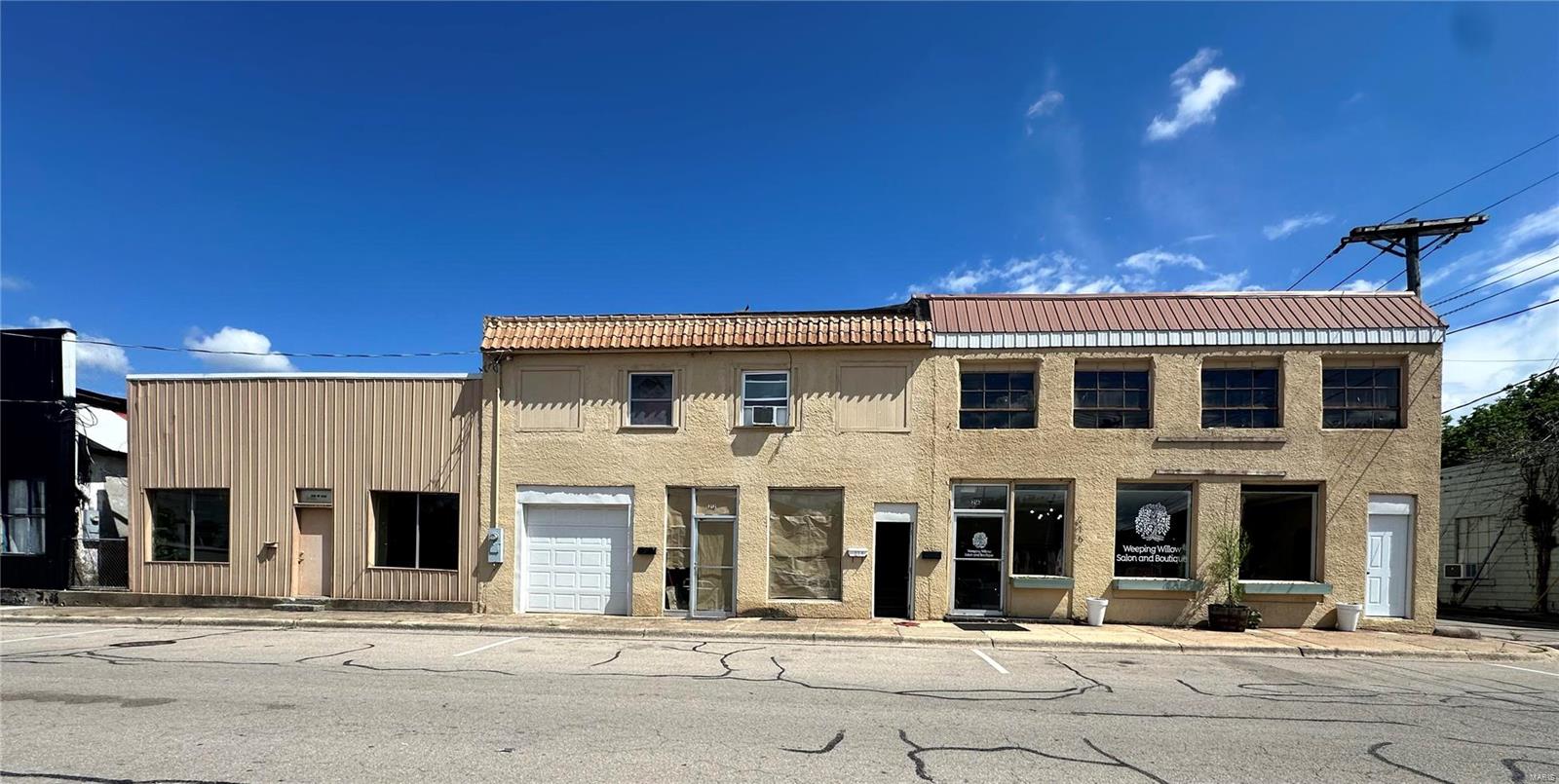 210 W Second Street 210,12,14,16,18 Property Photo 1