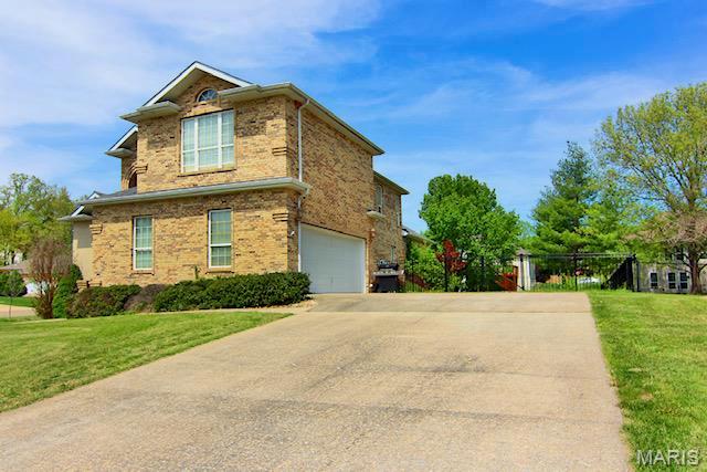 2062 Concord Place Property Photo 2