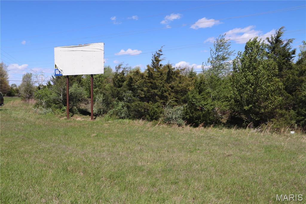 1100 Cinque Hommes Drive Property Photo 3