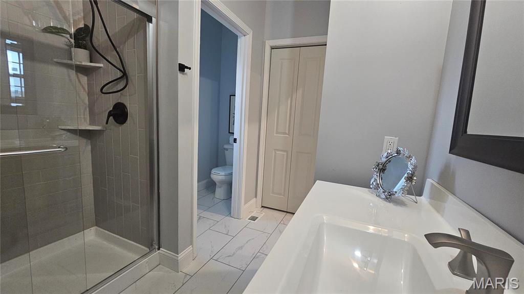 1114 Indian Court Property Photo 4